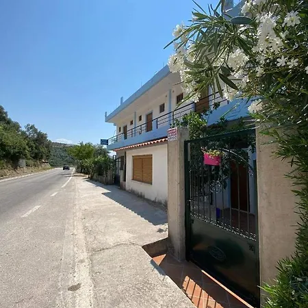 Lirim Shenmiter Apartment Lukove